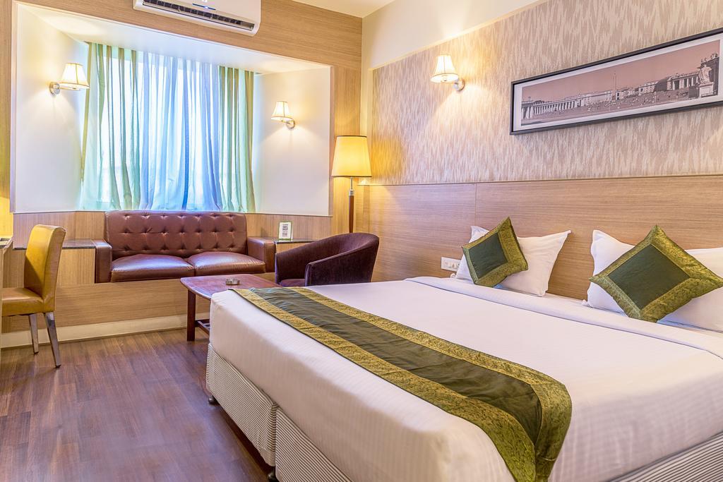Treebo Premium Grand Emerald Pimpri-Chinchwad Exterior foto