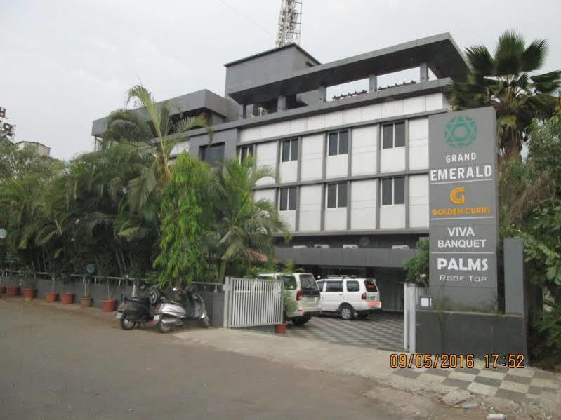 Treebo Premium Grand Emerald Pimpri-Chinchwad Exterior foto