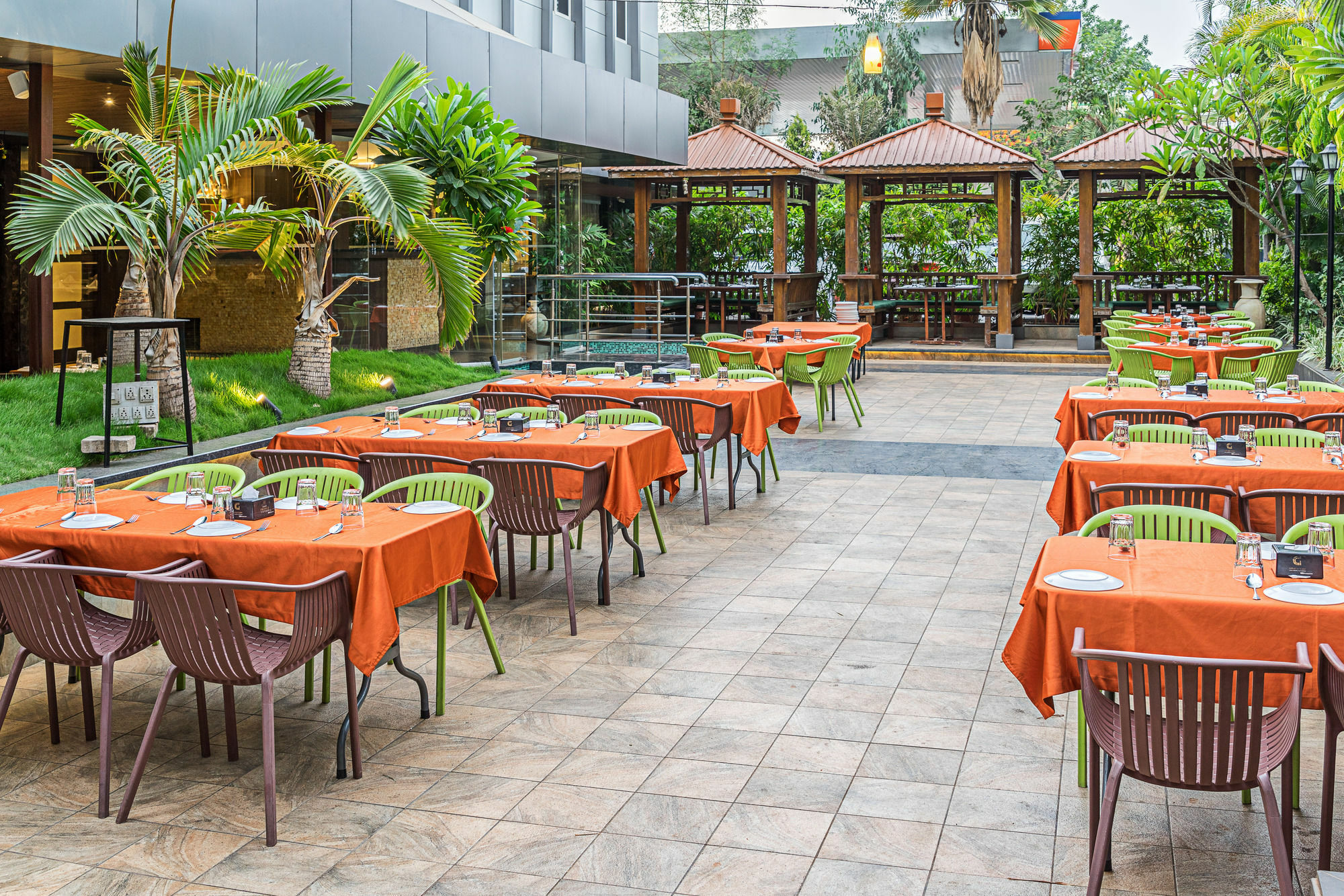 Treebo Premium Grand Emerald Pimpri-Chinchwad Exterior foto
